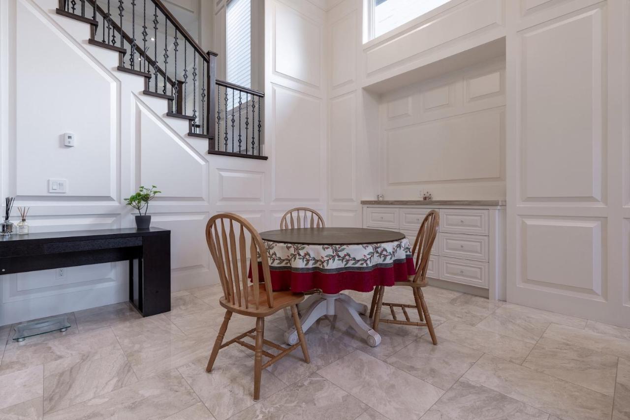 Luxurious Private Rooms In Richmond Extérieur photo