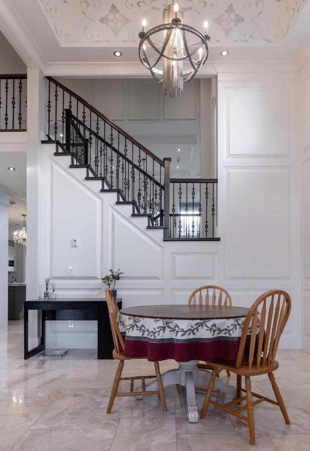 Luxurious Private Rooms In Richmond Extérieur photo